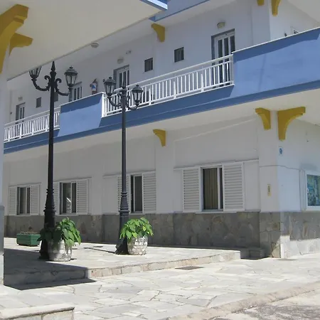 Armiriki Hotel