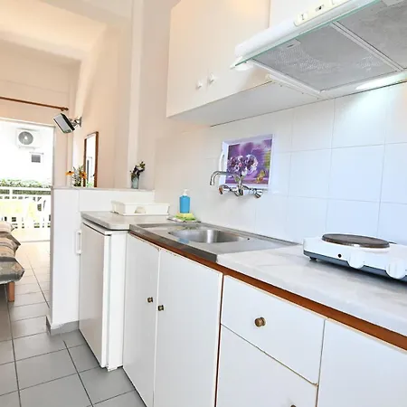 Hotel Armiriki Vrasná