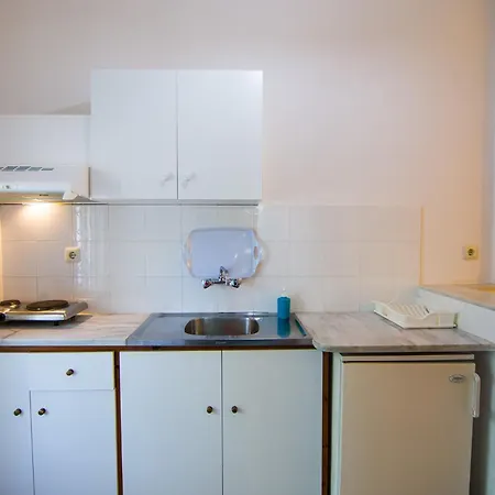 Hotel Armiriki Vrasná