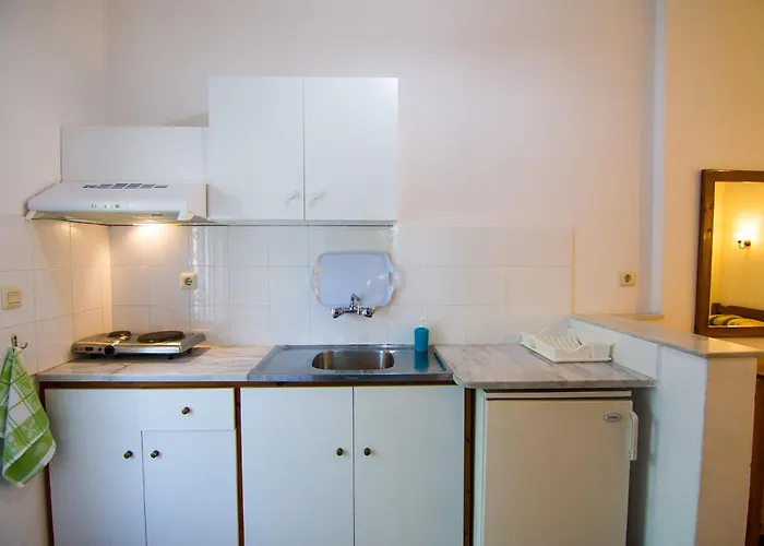 Hotel Armiriki Vrasná