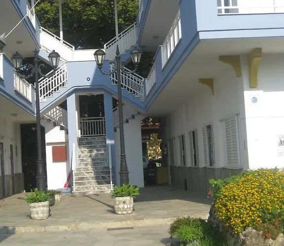 Armiriki Hotel